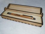 Penna e cofanetto in legno personalizzabile con incisione laser. - immagine 5
