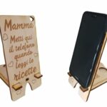 Portacellulare in legno con incisione personalizzata al 100%