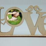 Portafoto LOVE in Legno 28 x 12 cm con dedica incisa sulla base