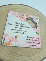 Bomboniera Apribottiglie Personalizzato in Ecopelle 9,5x9,5cm - immagine 4