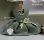 Bomboniera Vestitino Profumato con fiore in Capodimonte 19x13cm - Cherry and Peach - immagine 4