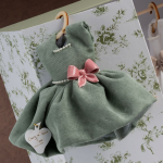 Bomboniera Vestitino Profumato con fiore in Capodimonte 19x13cm - Cherry and Peach