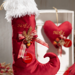 Calza Natalizia Decorativa in Velluto Cherry and Peach – Scritta NOËL ricamata | Fiocco scozzese e dettagli naturali | 35×22×5cm | Rosso o Verde